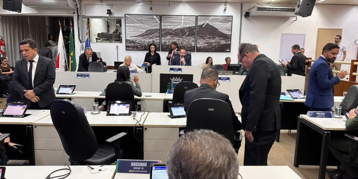 Câmara de Valadares realiza primeira reunião ordinária de agosto