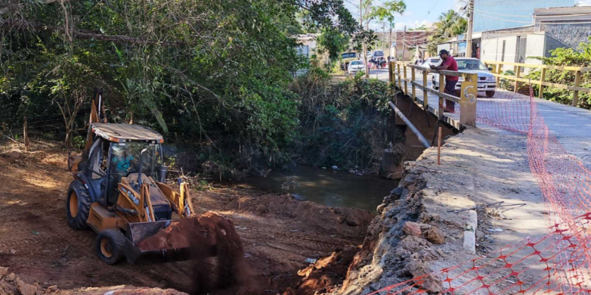 Valadares inicia três obras de infraestrutura em diferentes pontos da cidade