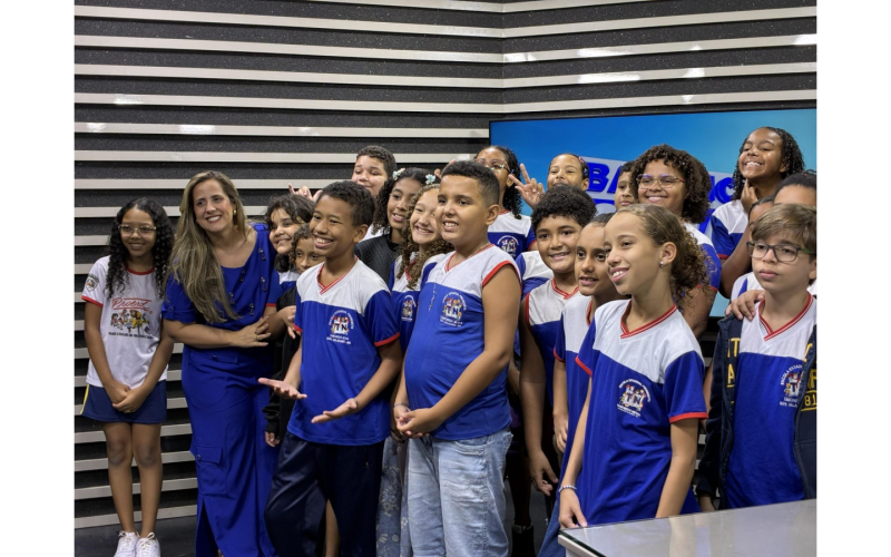 Alunos conhecem bastidores da TV Leste e do Sistema Leste de Comunicação