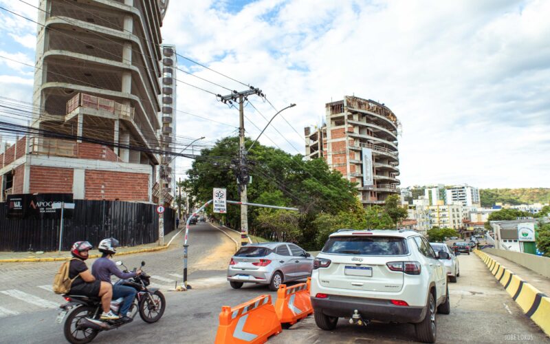 Viaduto do Filadélfia tem tráfego liberado nos dois sentidos em Governador Valadares